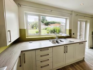 Kitchen- click for photo gallery